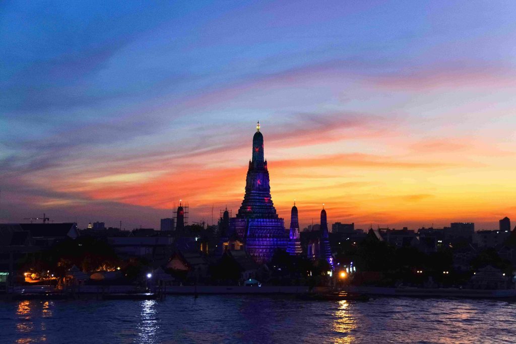 sunset wat arun