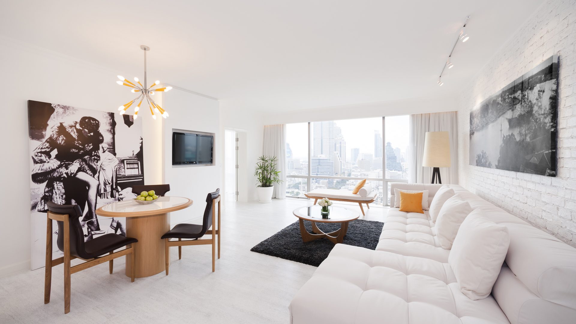 G Suite white living area