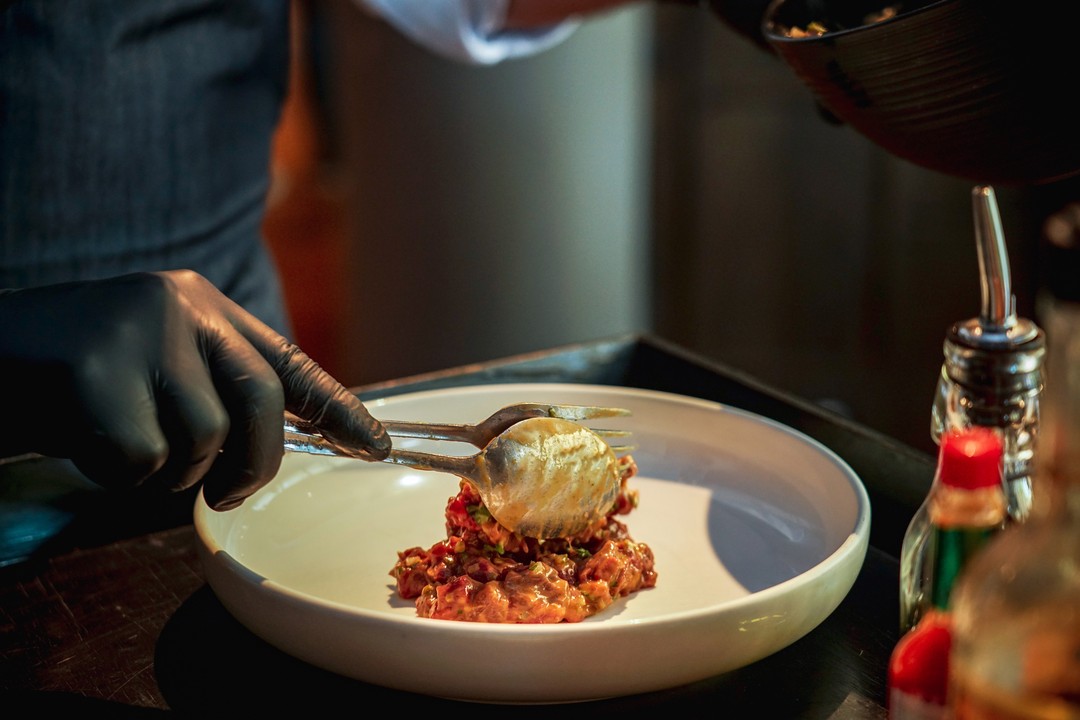 Beef Tartare is the ultimate meat lover’s treat. This is a hand-cut beef tenderloin mixed with mustard, Worcestershire sauce, a generous helping of capers and egg yolk. This dish is served with French fries and green salad to fill your meat cravings! 18,000 MMK. 
.
.
.
#babettyangon #hotelgyangon #hotelsg #foodlover #frenchfood #myanmar #yangon #yangonlife #yangonmyanmar #beeftartare #frenchcuisine #southeastasia #beeflovers #meatlovers #qualitymeats #yangonfood